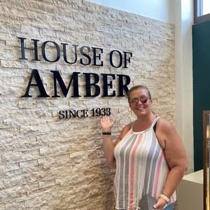 Meet your Posher, Amber